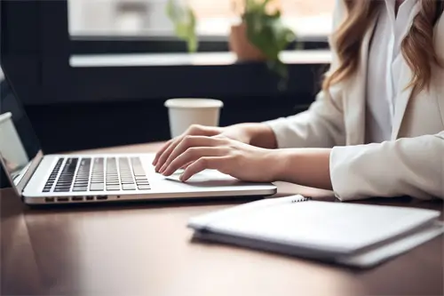 什么法律文书生效